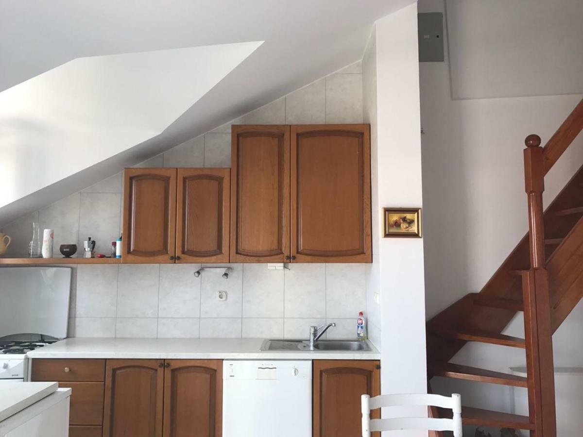House Koloc Lägenhet Bol Exteriör bild